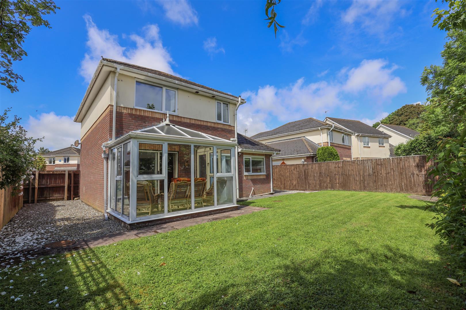 24 Middlegate Court, Cowbridge, Vale Of Glamorgan, CF71 7EF